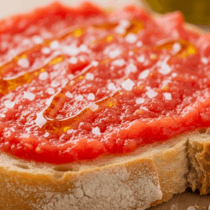 tostada de tomate, aceite y pan